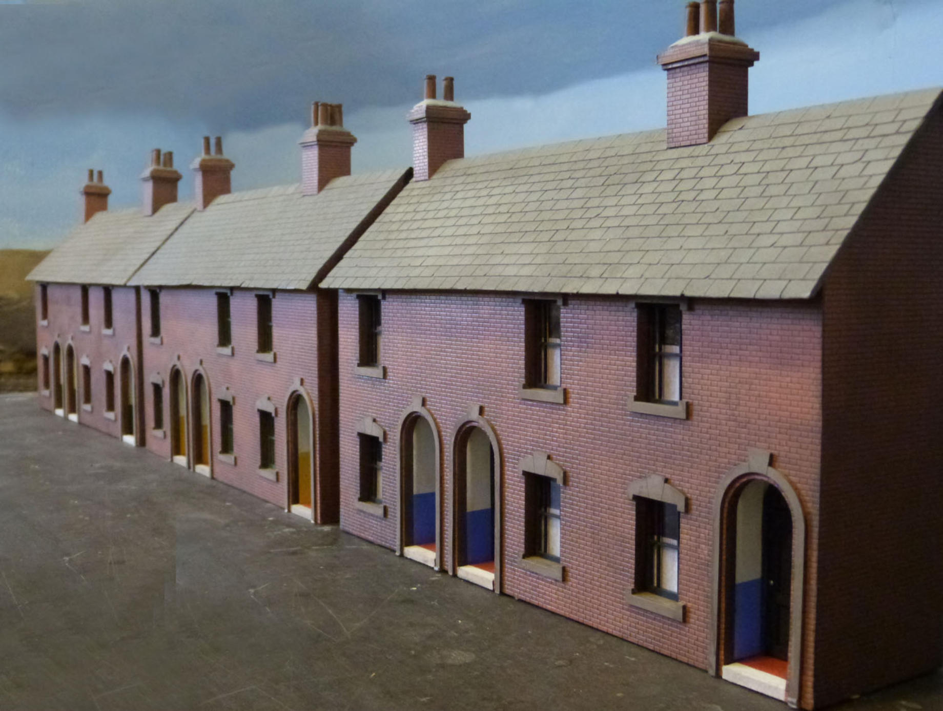o gauge houses